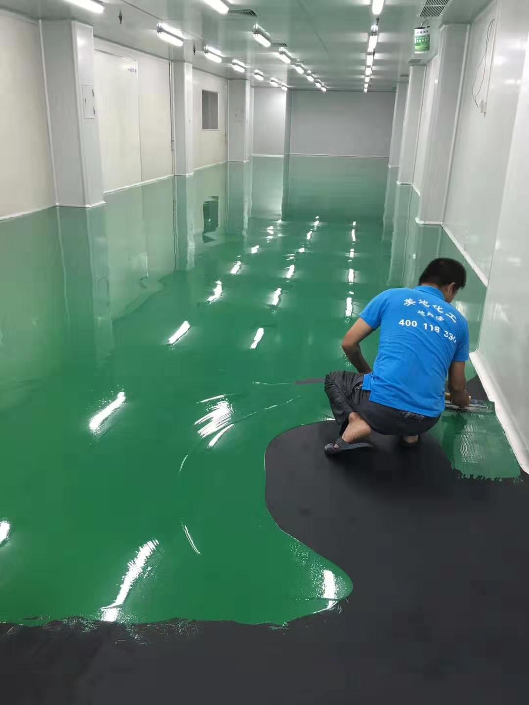 潮濕天里重慶地板漆廠家如何施工？